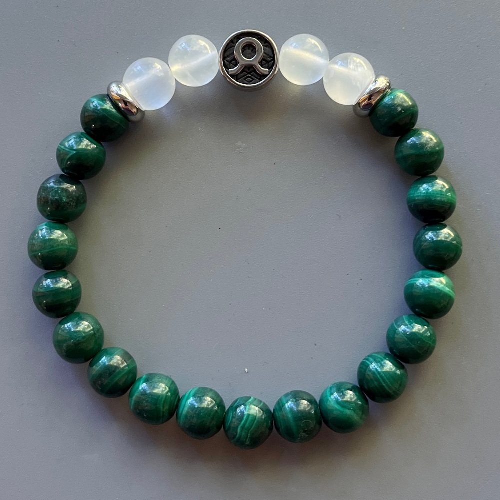 Taurus ♉️ Zodiac Energizing Spirit Strengthening Handcrafted Bead Bracelet - Picture 2 of 6